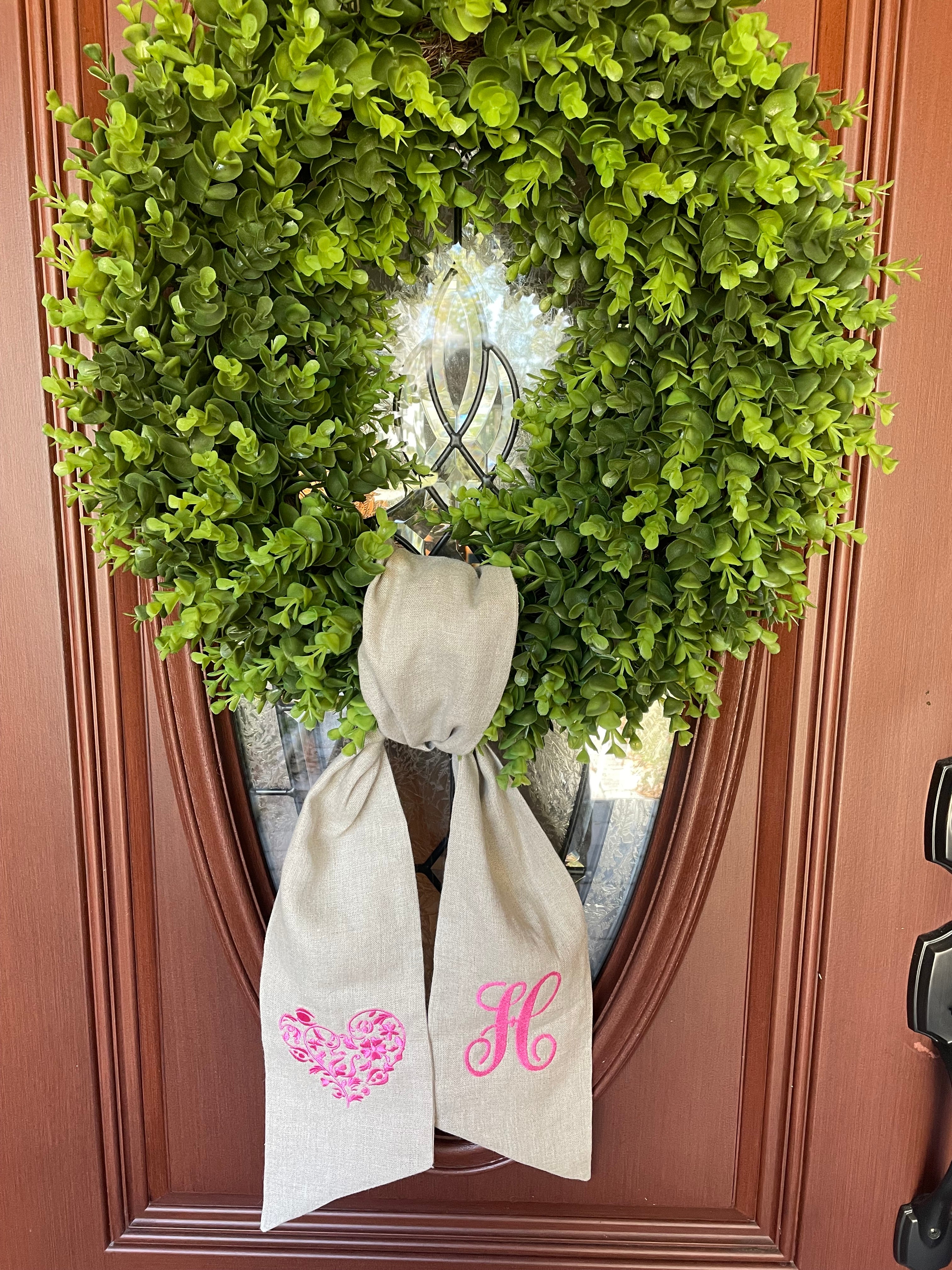 Valentine Linen Fabric Wreath Sash With Heart and Initial Embroidered in Hot Pink